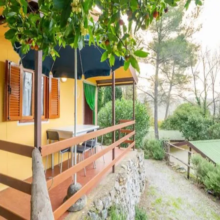 Holiday home Mobile In Ferienresidenz Mit Pool